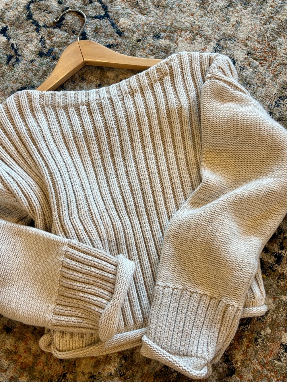 BDG Crop Sweater by Urban Outfitters Size Small